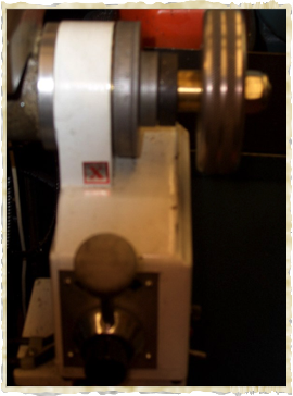 X axis
power feed
adapted from a Bridgeport